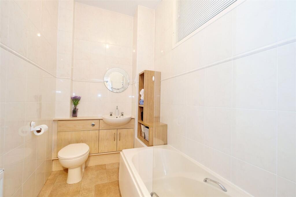 Additional image 10 of Victoria Road, Aberdeen, AB11