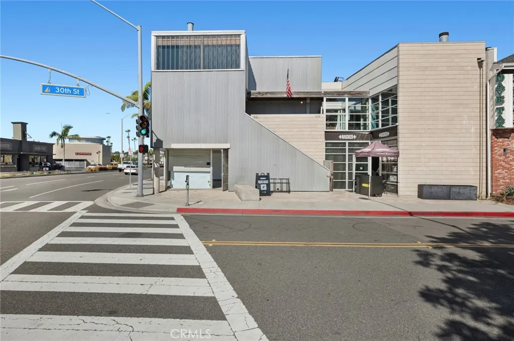 Additional image 31 of 3000 Newport Boulevard, Newport Beach, CA 92663