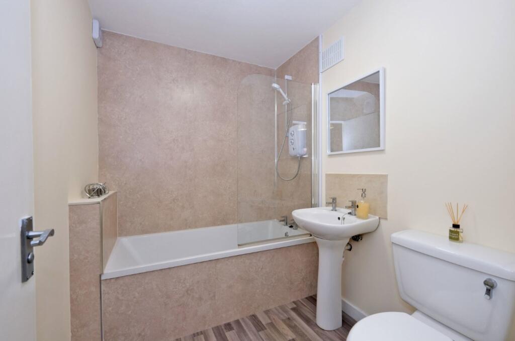 Additional image 14 of Flat 16, 52 Guild Street, Aberdeen, Aberdeenshire, AB11 6NB