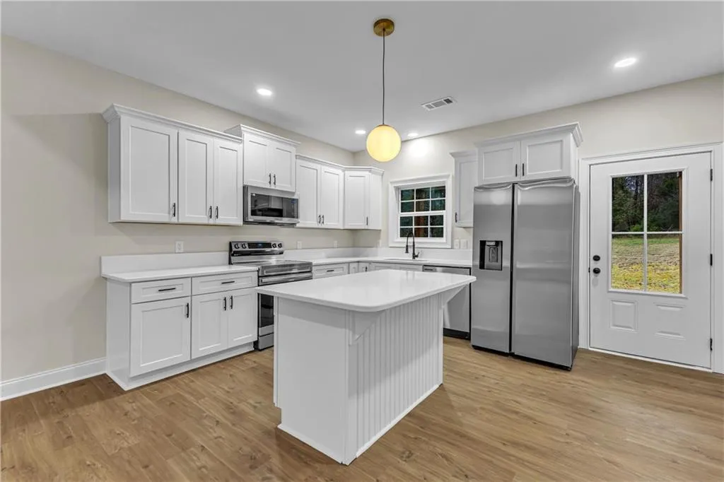 Additional image 12 of 68 Mill Creek Drive, Smiths Station, AL 36877