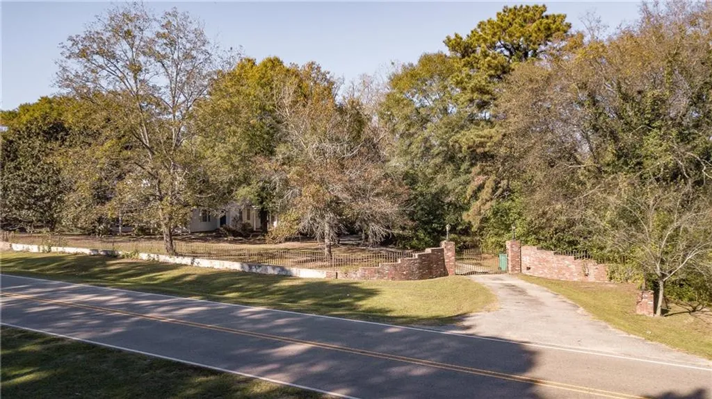 Additional image 104 of 389 Summerville Road, Smiths Station, AL 36877