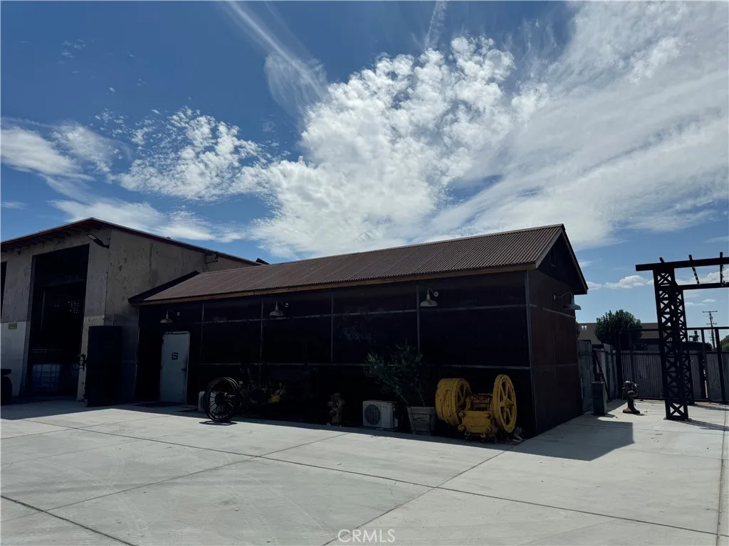 Additional image 12 of 22092 US Highway 18, Apple Valley, CA 92307