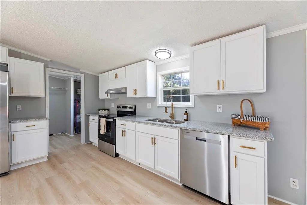 Additional image 11 of 26 Pine Valley Circle, Fort Mitchell, AL 36856