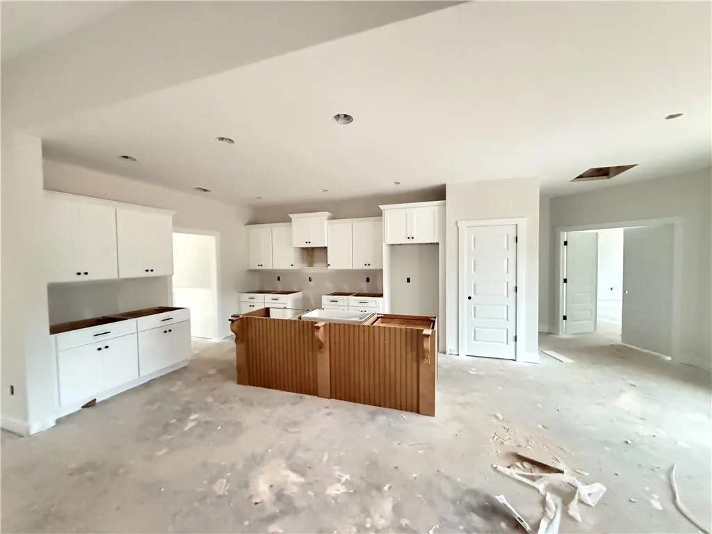 Additional image 5 of 9352 Lee Rd 158, Salem, AL 36874