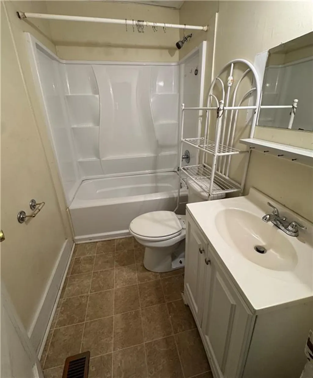 Additional image 13 of 923 20th Street, Phenix City, AL 36867