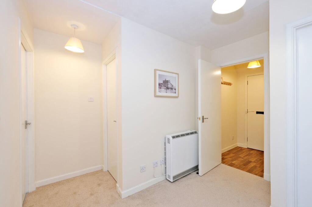 Additional image 9 of Flat 16, 52 Guild Street, Aberdeen, Aberdeenshire, AB11 6NB