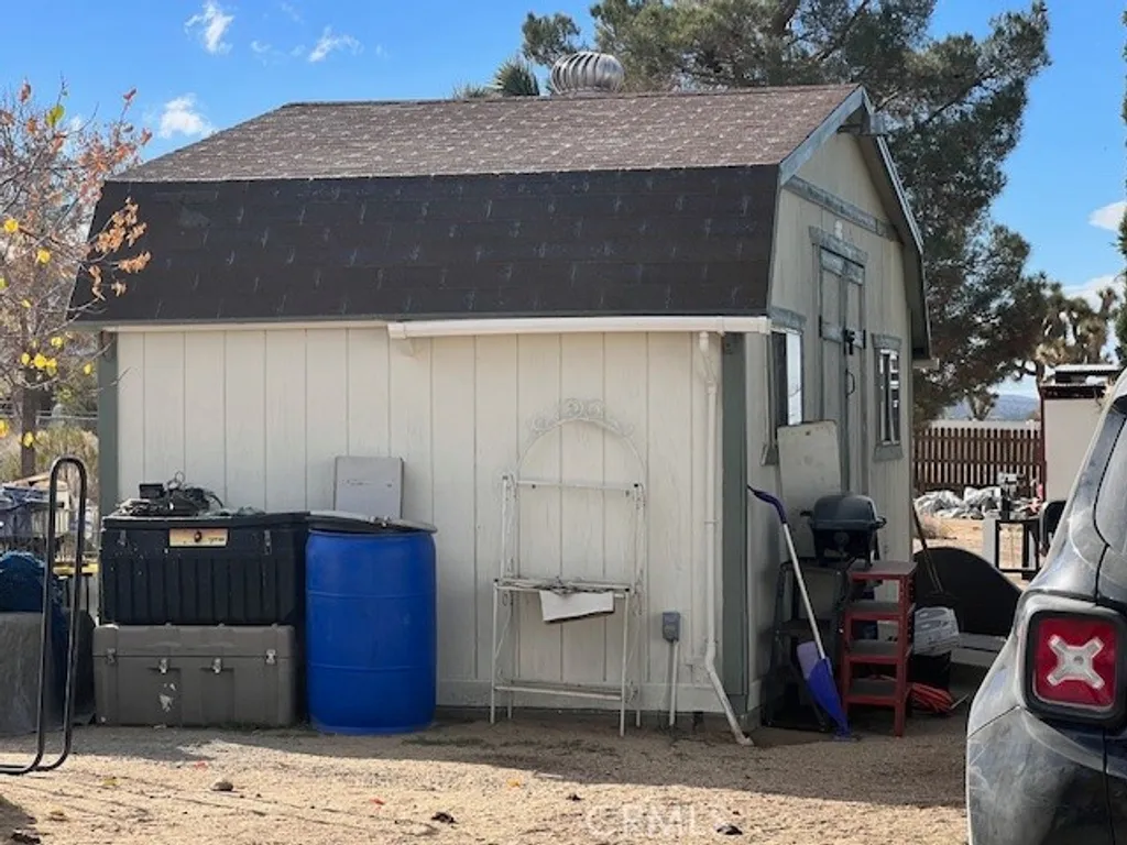 Additional image 29 of 1677 Del Rosa Rd, Pinon Hills, CA 92372