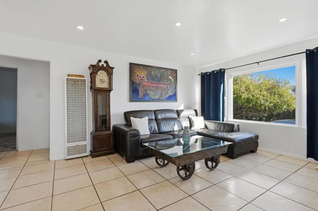 Additional image 33 of 558 E El Norte Parkway, Escondido, CA 92026