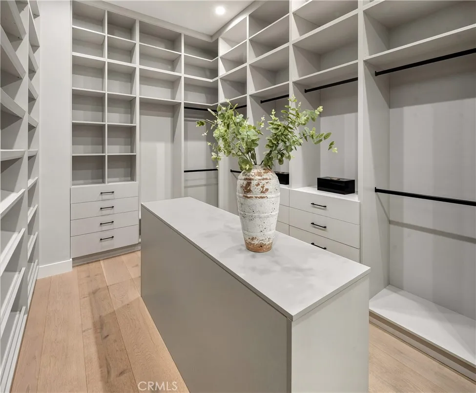 Additional image 93 of 20511 Wells Drive, Woodland Hills, CA 91364