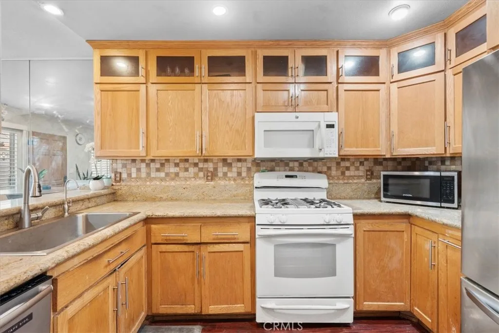 Additional image 16 of 8939 Gallatin Rd Unit 47, Pico Rivera, CA 90660