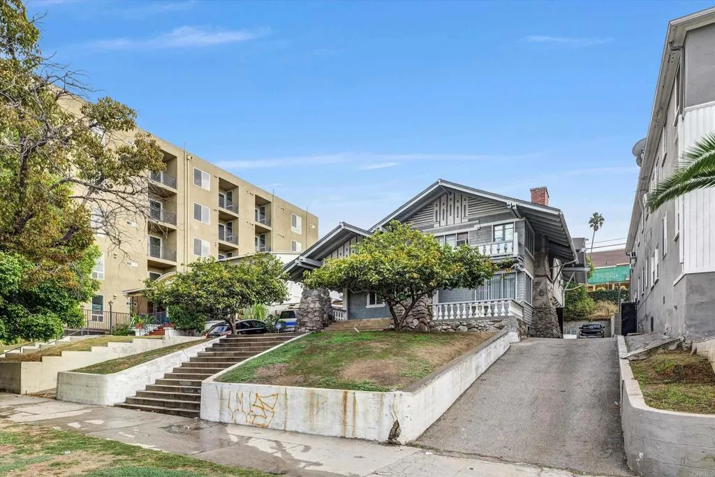 Additional image 2 of 226 S Rampart Boulevard, Los Angeles, CA 90057