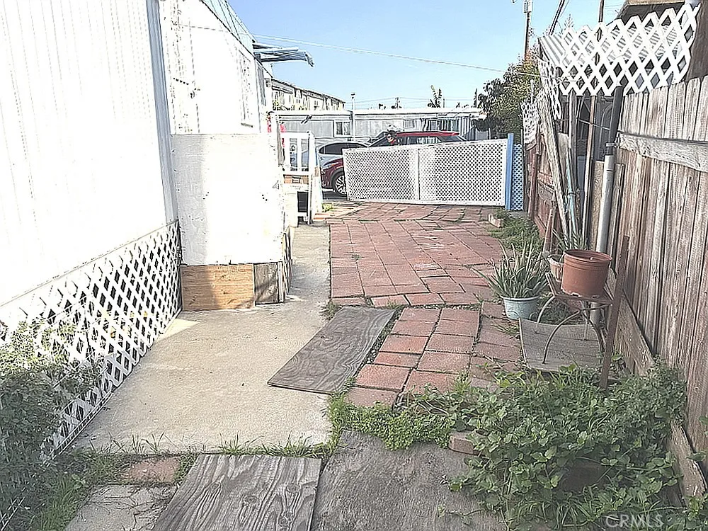 Additional image 25 of 13713 S Vermont Avenue Unit 15, Gardena, CA 90247