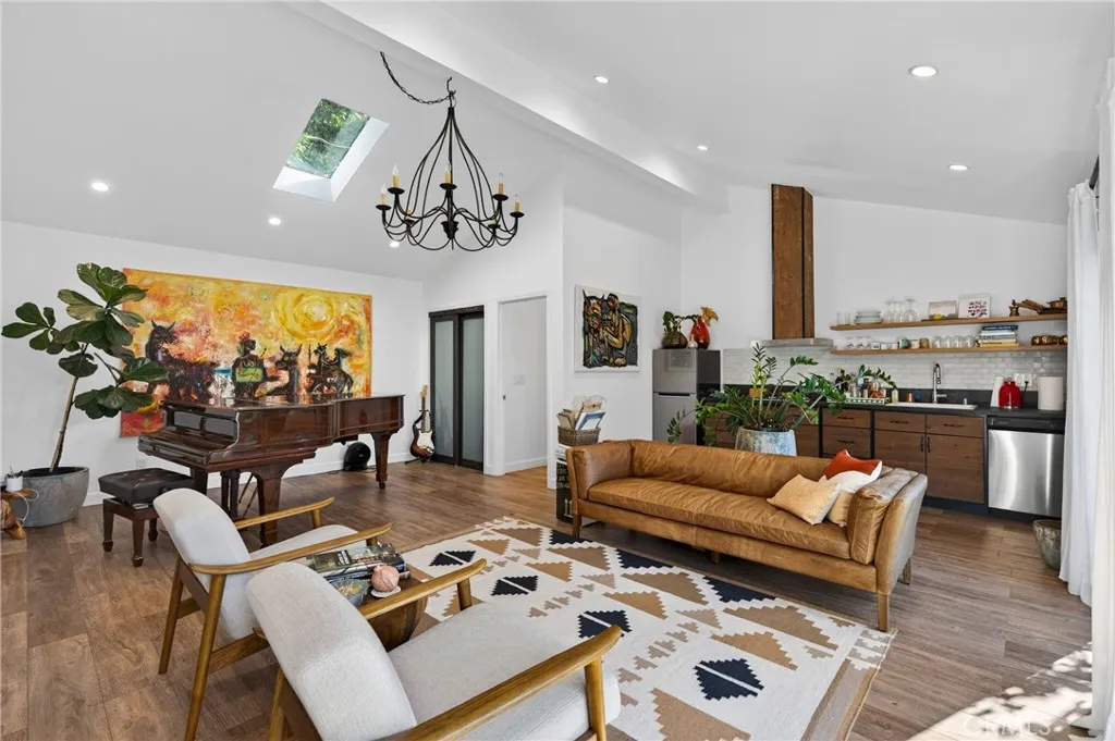 Additional image 64 of 5526 Fulton, Sherman Oaks, CA 91401