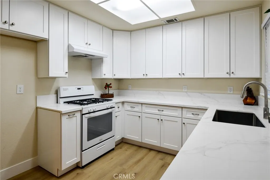 Additional image 34 of 684 Parkview Drive, Lake Elsinore, CA 92530