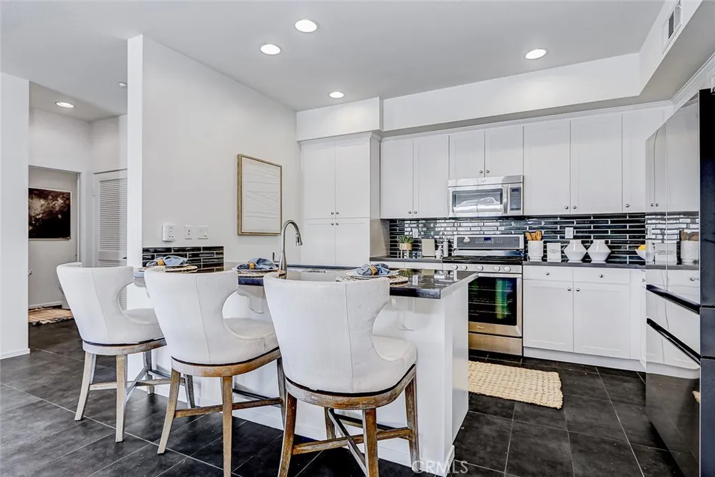 Additional image 45 of 13029 Central Avenue Unit 401, Hawthorne, CA 90250