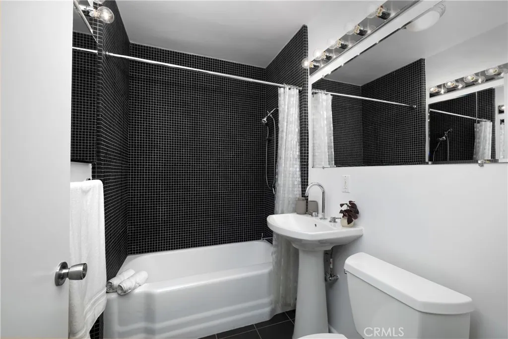 Additional image 117 of 719 Ridgeside Drive, Monrovia, CA 91016