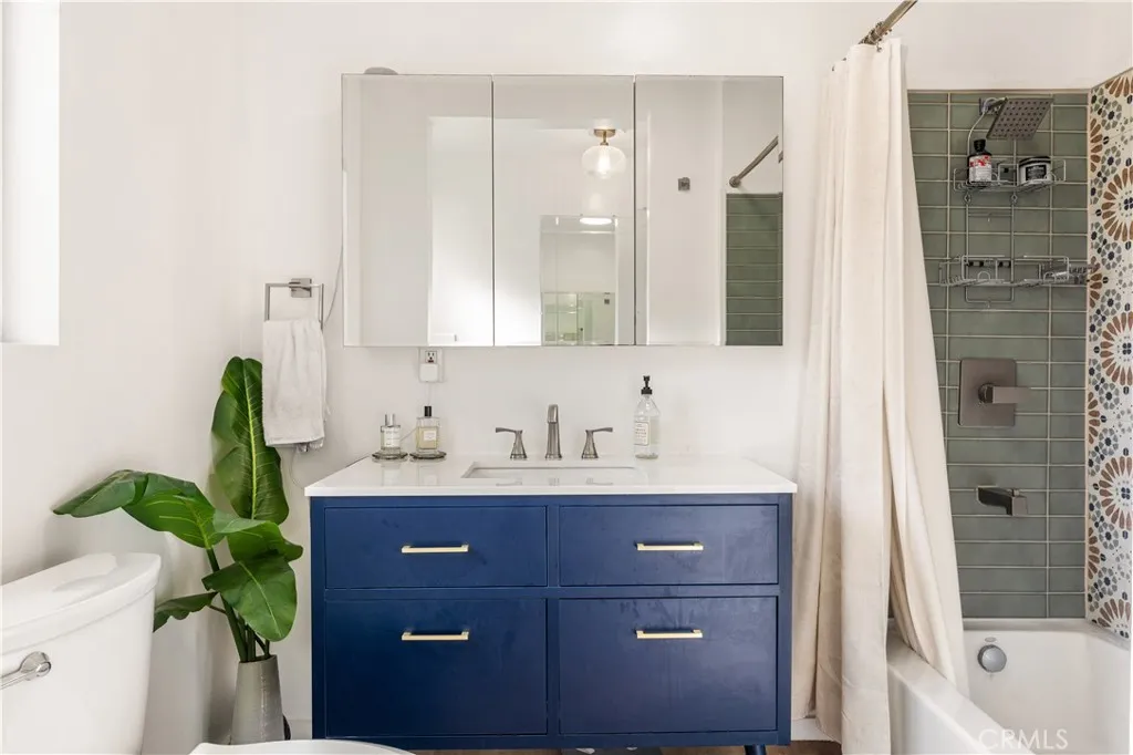 Additional image 39 of 2186 Lime Avenue, Long Beach, CA 90806