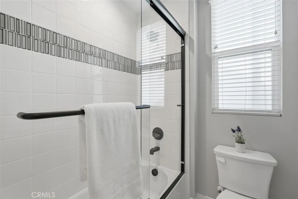 Additional image 101 of 2144 Swallowtail Walk, Gardena, CA 90249