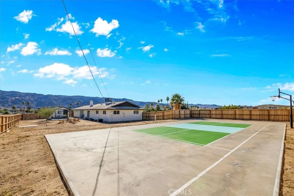 Additional image 37 of 5837 La Luna Avenue, 29 Palms, CA 92277