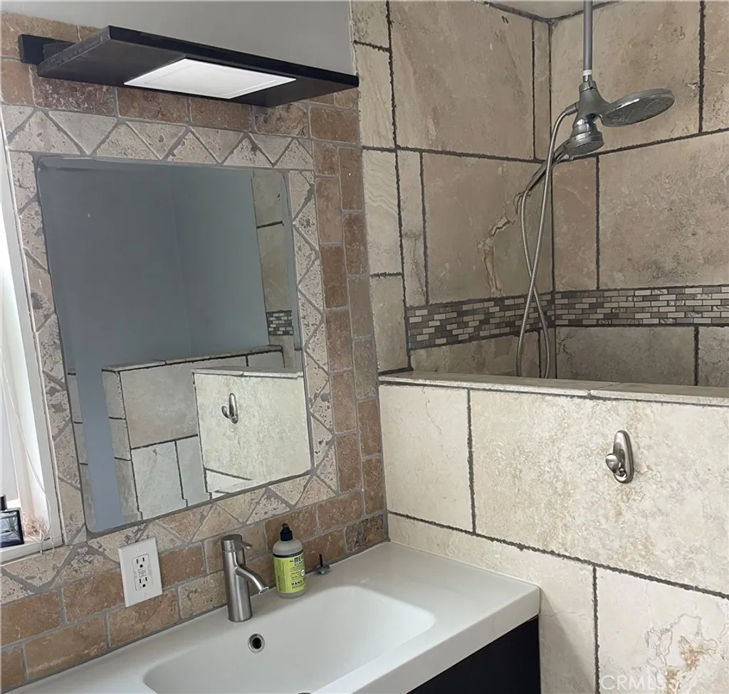 Additional image 16 of 4225 E Court Avenue, Orange, CA 92869