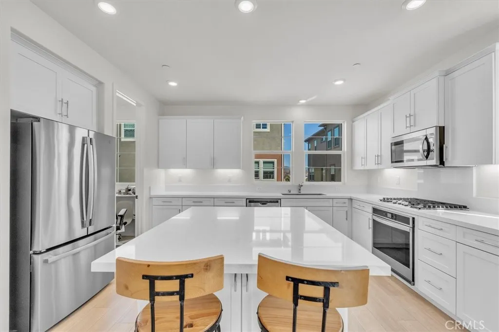 Additional image 26 of 27116 Valley Oak Place, Valencia, CA 91355