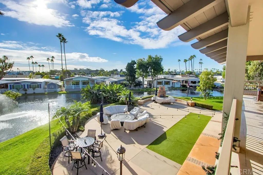 7008 San Bartolo St, Carlsbad, CA 92011