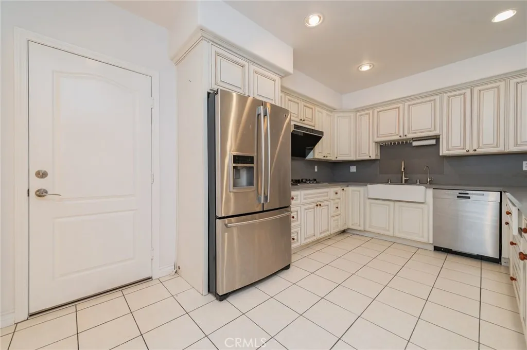 Additional image 11 of 5239 Rosemead Blvd Unit C, San Gabriel, CA 91776