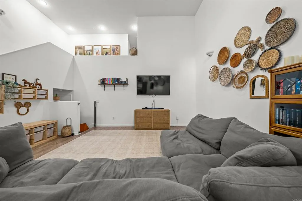 Additional image 25 of 231 Vermont Court, El Cajon, CA 92020