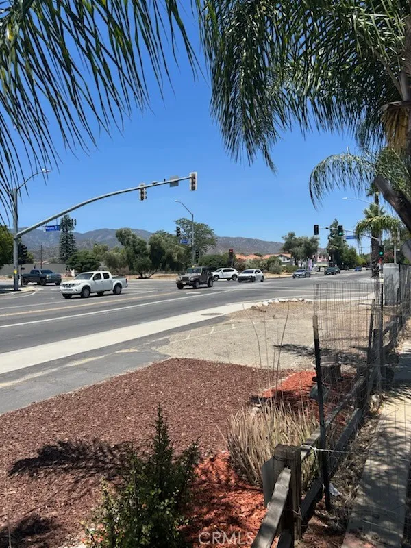 Additional image 18 of 16474 Lakeshore Dr, Lake Elsinore, CA 92530