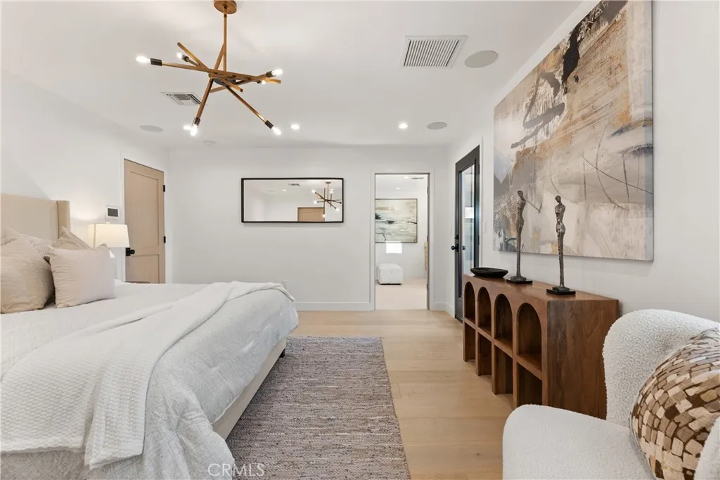 Additional image 61 of 13541 Chandler Boulevard, Sherman Oaks, CA 91401