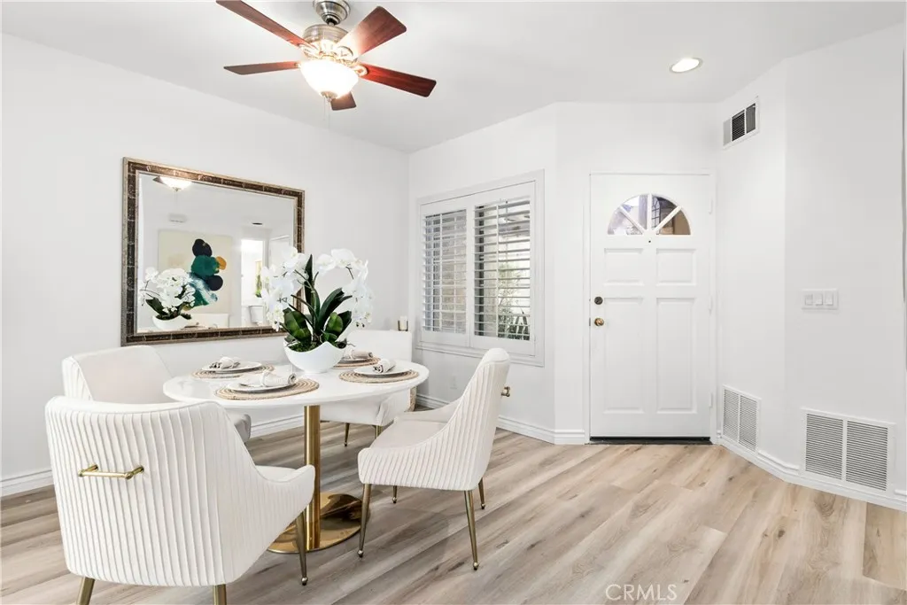 Additional image 11 of 28 Almador, Irvine, CA 92614