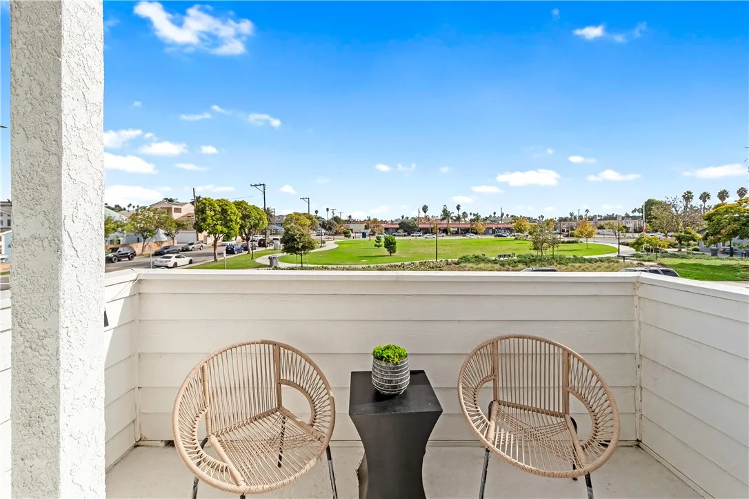 Additional image 91 of 423 18th Street, Huntington Beach, CA 92648