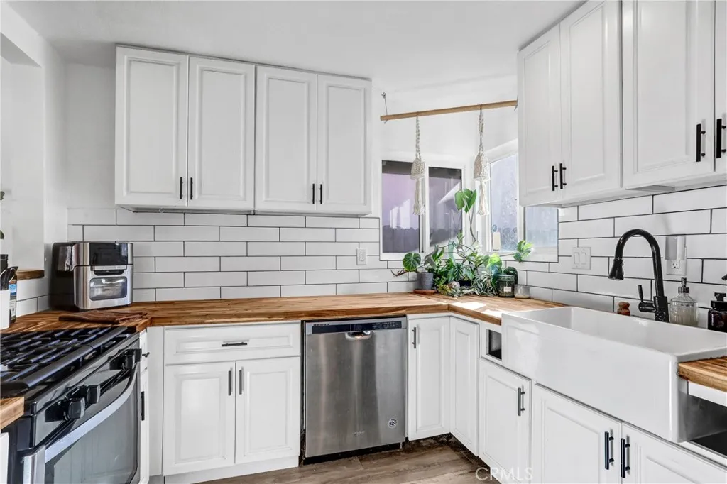 Additional image 7 of 1967 De Carmen Drive, Colton, CA 92324