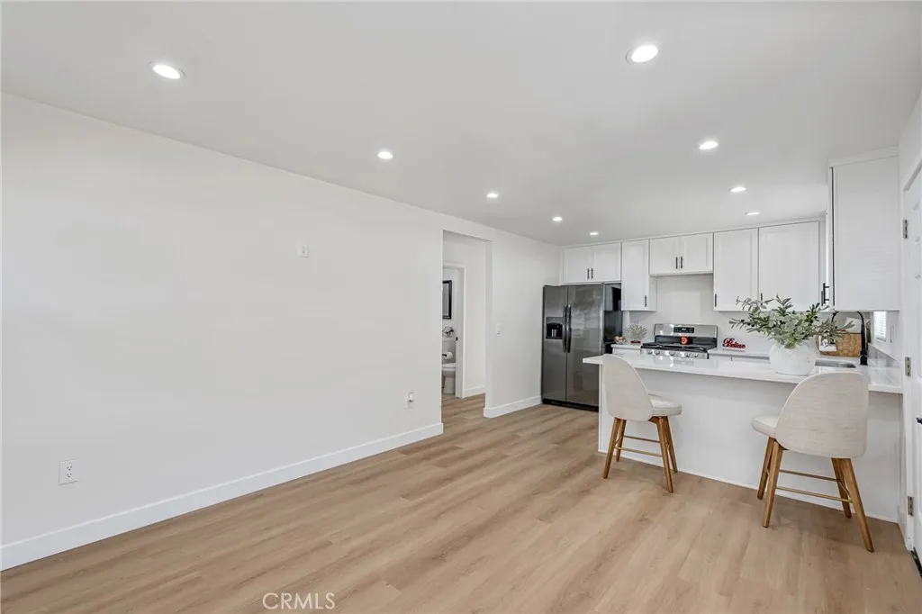 Additional image 7 of 622 W 99th St, Los Angeles, CA 90044