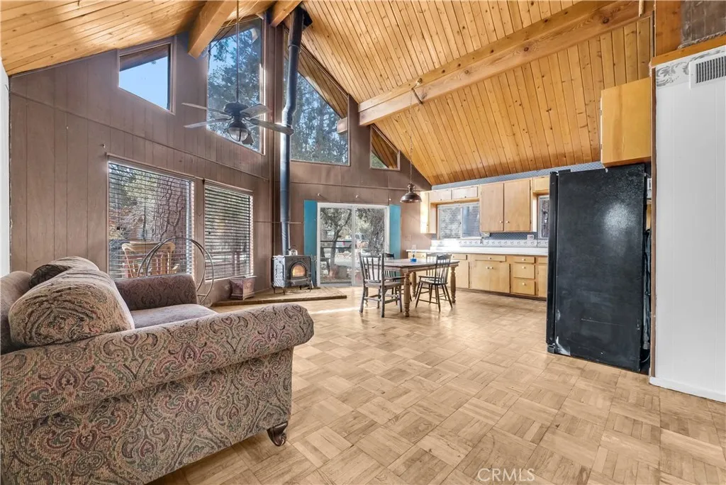 Additional image 3 of 1104 Wendy Ave, Big Bear City, CA 92314