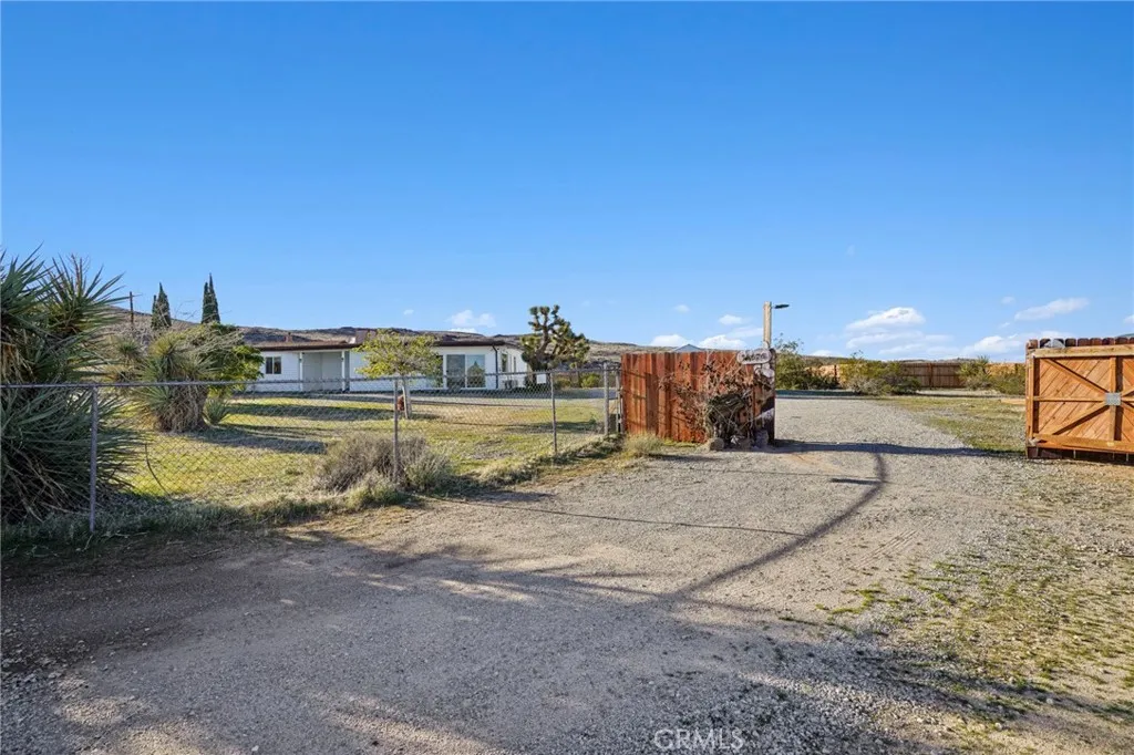 Additional image 115 of 56676 Sunset Drive, Yucca Valley, CA 92284