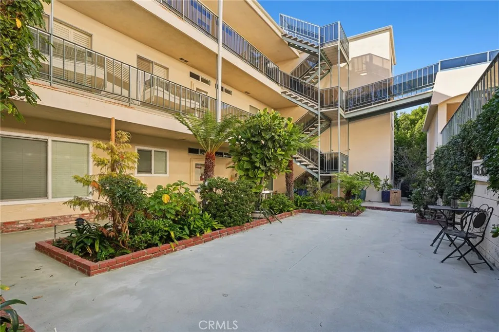 Additional image 90 of 240 Moss St Unit 2, Laguna Beach, CA 92651