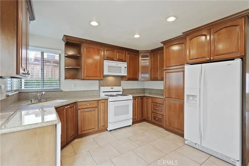 Additional image 47 of 24385 Via Las Junitas, Murrieta, CA 92562