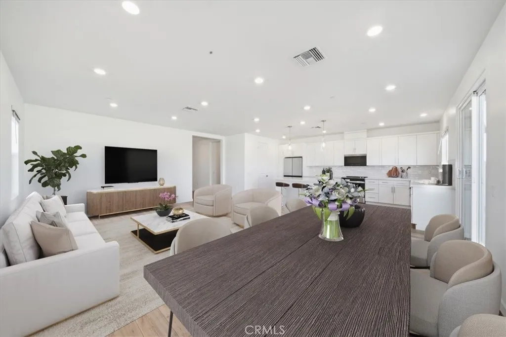 Additional image 11 of 3217 E Avenue J-4, Lancaster, CA 93535