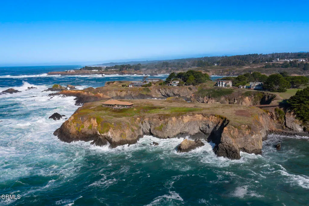 Additional image 101 of 45525 S Caspar Drive, Mendocino, CA 95460