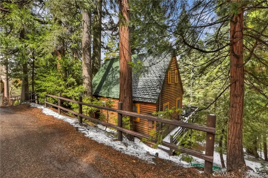 Additional image 26 of 529 West Victoria Court, Lake Arrowhead, CA 92352