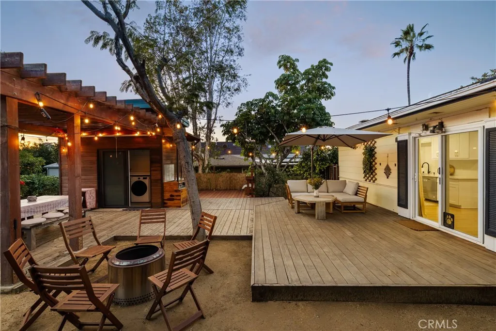 2544 W 5th St, Los Angeles, CA 90057