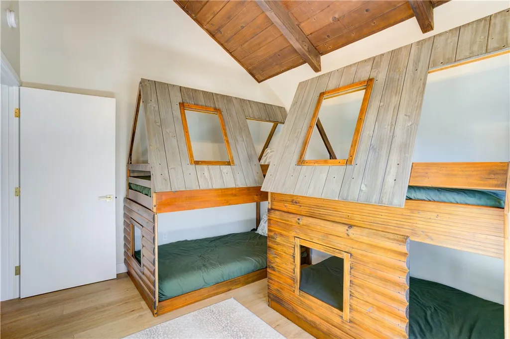 Additional image 19 of 1032 Grass Valley Rd, Lake Arrowhead, CA 92352