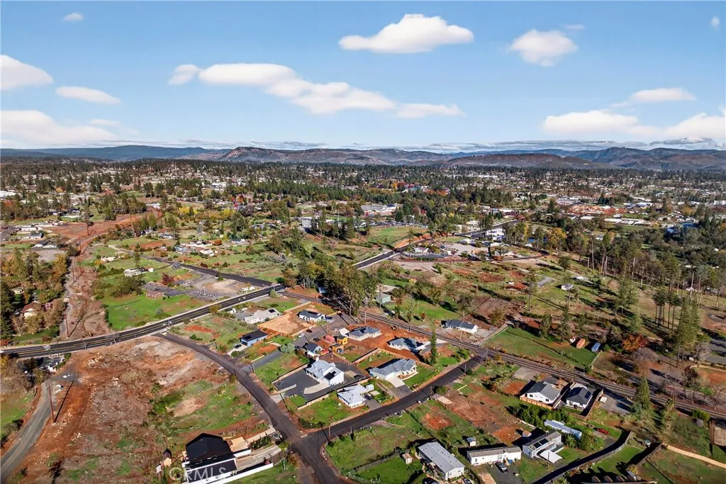 Primary image of 746 Spring Ln, Paradise, CA 95969