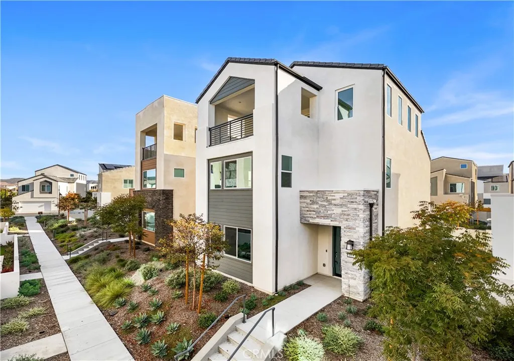 Additional image 3 of 165 Sawbuck, Irvine, CA 92618