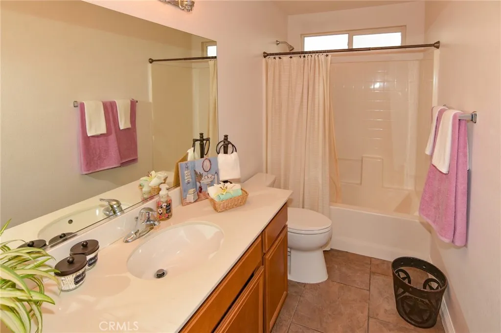 Additional image 98 of 14159 Fresian Avenue, Apple Valley, CA 92307