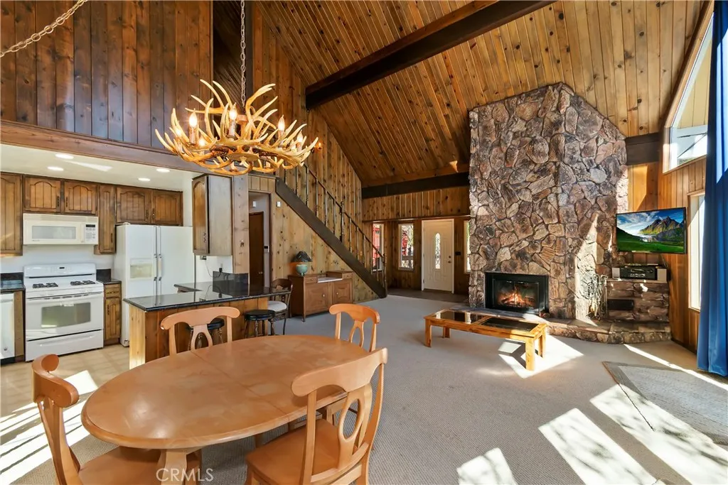 Additional image 14 of 27721 St Bernard Lane, Lake Arrowhead, CA 92352