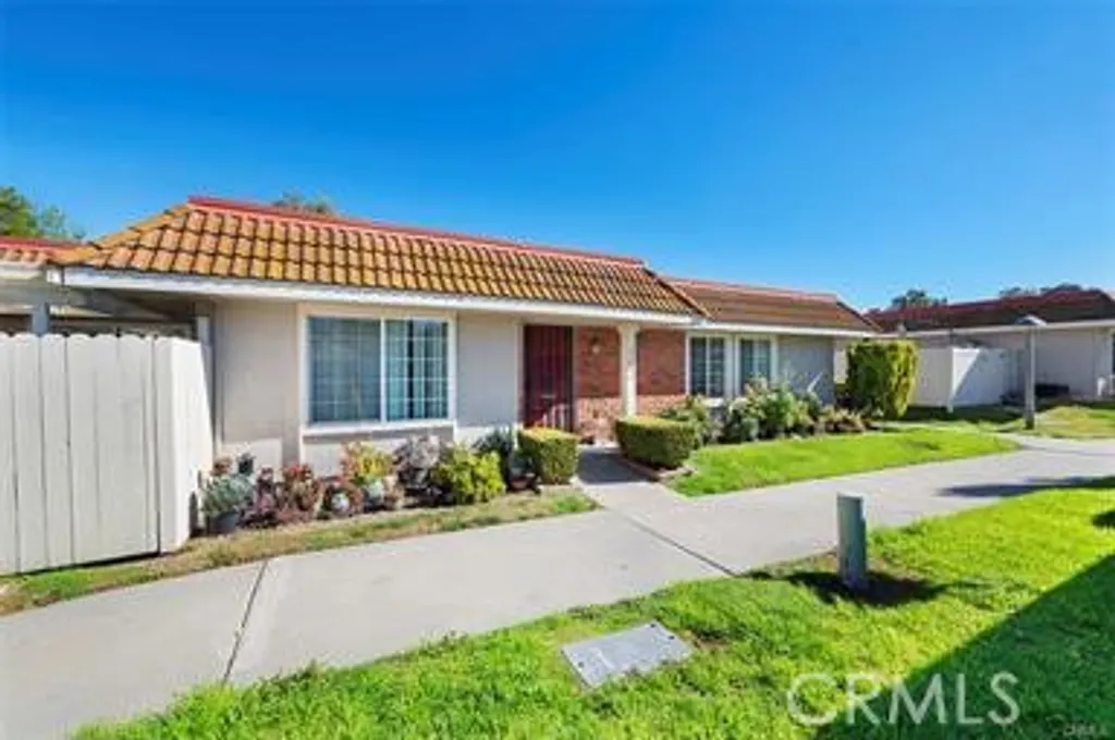 Property image for 23432 Via San Martine, Aliso Viejo, CA 92656