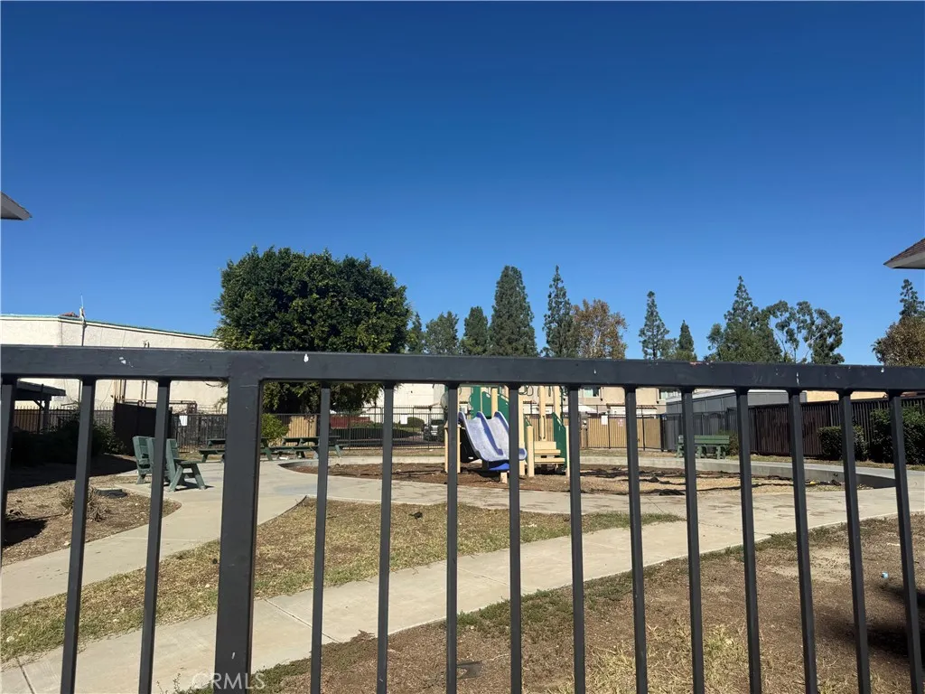 Additional image 53 of 470 W Jackson St, Rialto, CA 92376