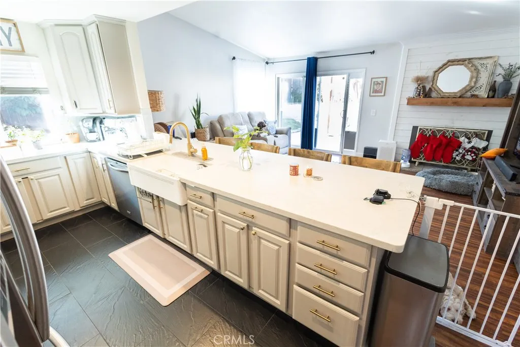 Additional image 49 of 846 Linden Street, Ontario, CA 91762